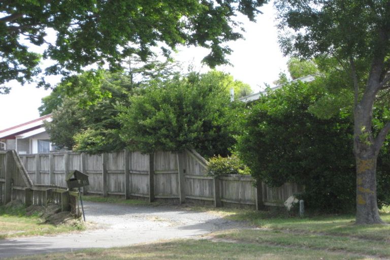 Photo of property in 2a Curzon Place, Parklands, Christchurch, 8083