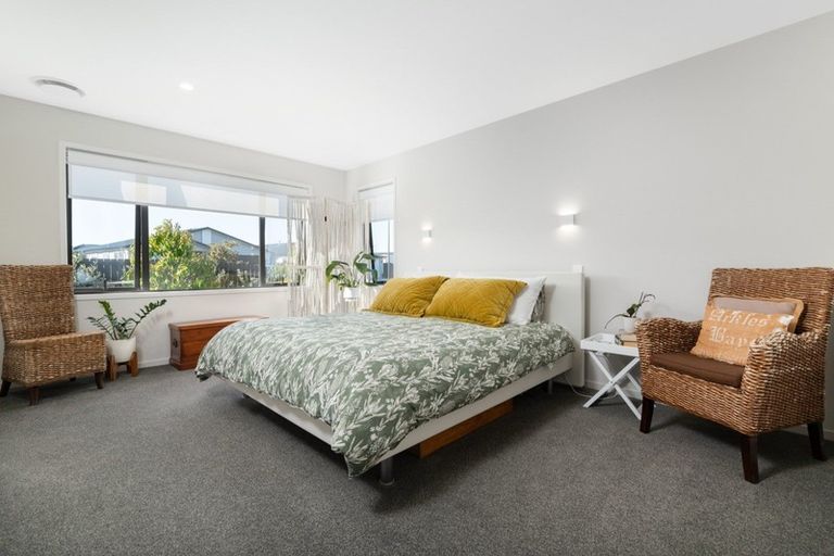 Photo of property in 2 Pimelea Street, Papamoa Beach, Papamoa, 3118