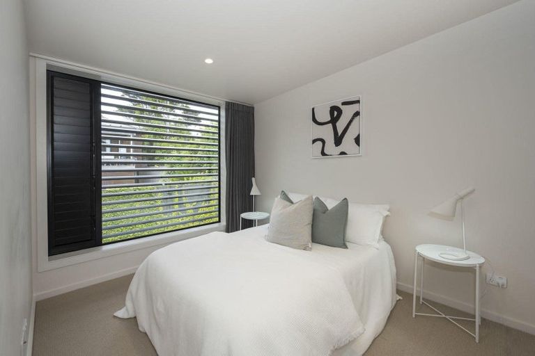 Photo of property in 3/1a Park Rise, Campbells Bay, Auckland, 0630