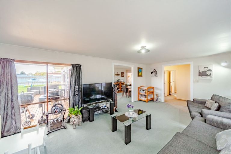 Photo of property in 33 Fife Crescent, Tamatea, Napier, 4112