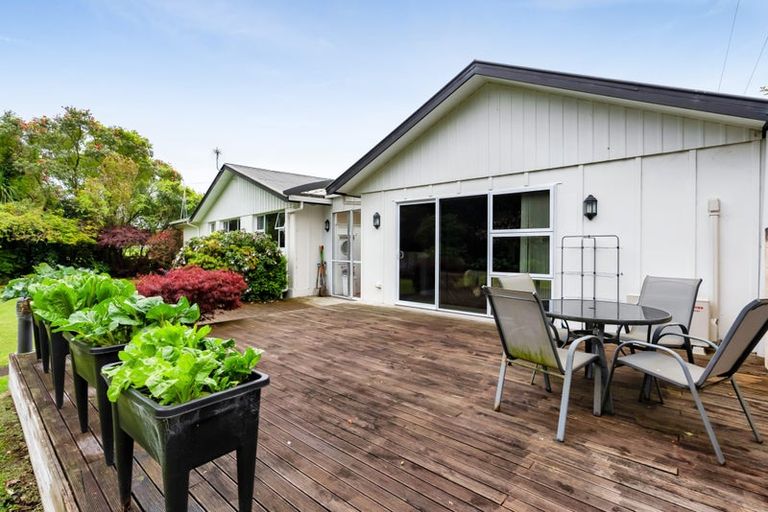 Photo of property in 116 Paraite Road, Paraite, New Plymouth, 4373