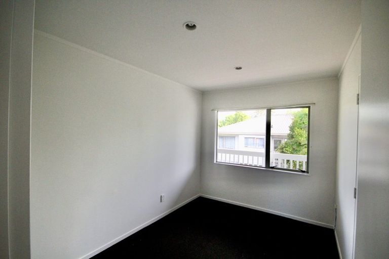Photo of property in 304a Lincoln Road, Henderson, Auckland, 0610