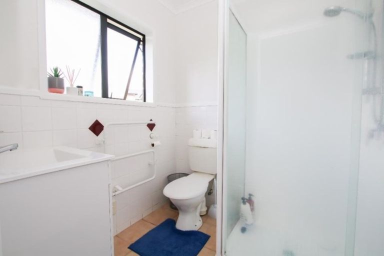 Photo of property in 11 Dixon Road, Fitzroy, Hamilton, 3206