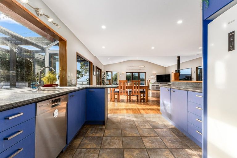 Photo of property in 13 Haunui Road, Pukerua Bay, 5026