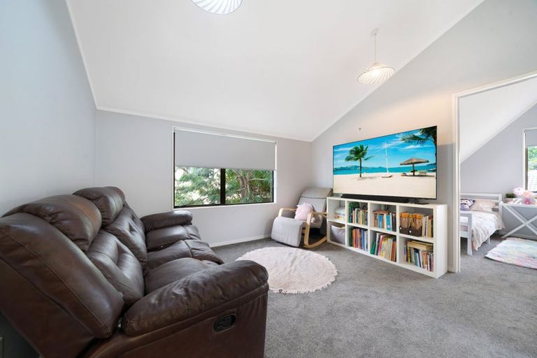 Photo of property in 2/29 Humphrey Kemp Avenue, Henderson, Auckland, 0612