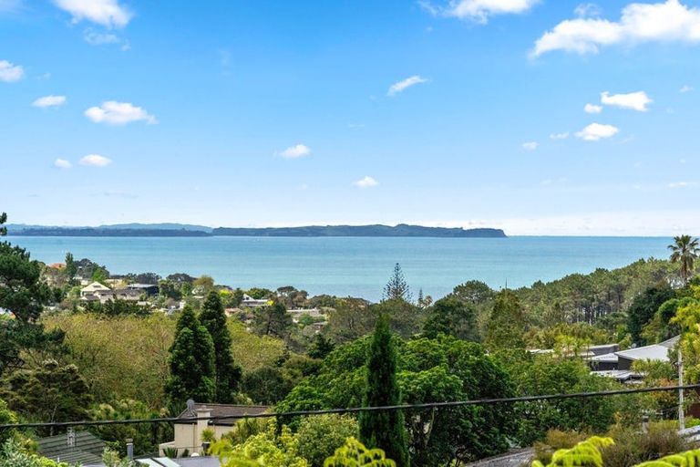 Photo of property in 12 Aberdeen Road, Campbells Bay, Auckland, 0620