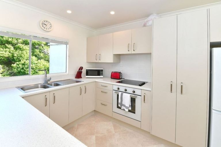 Photo of property in 7/55 Waiwera Road, Waiwera, Orewa, 0994