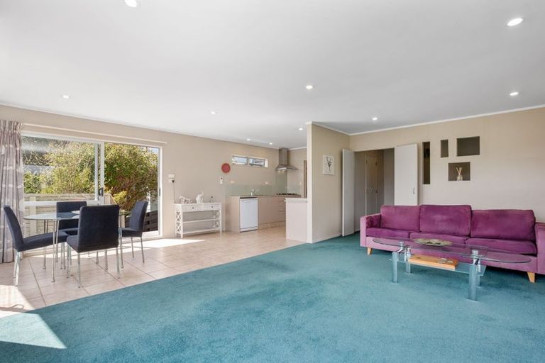 Photo of property in 23 Inlet View, Titahi Bay, Porirua, 5022