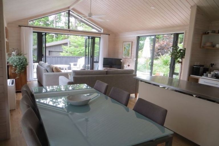 Photo of property in 24 Green Road, Matakana, Warkworth, 0985