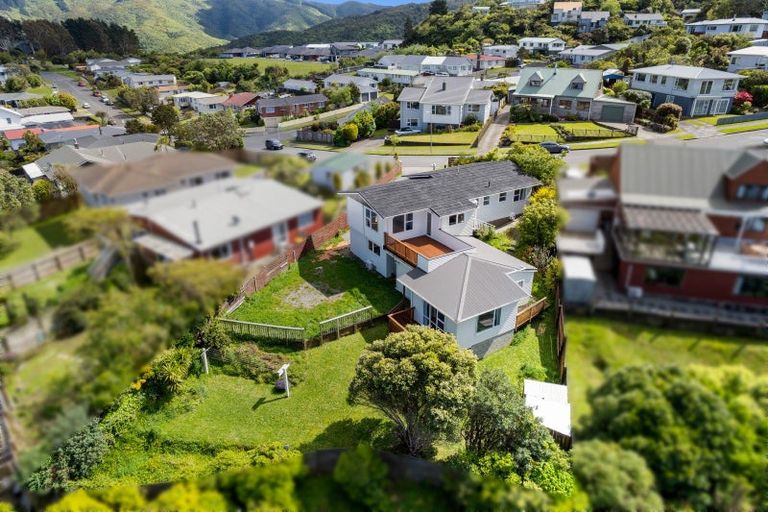 Photo of property in 29 Oakleigh Street, Maungaraki, Lower Hutt, 5010