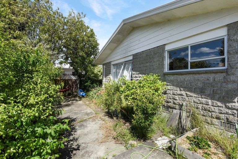 Photo of property in 1/132 Parkers Road, Tahunanui, Nelson, 7011