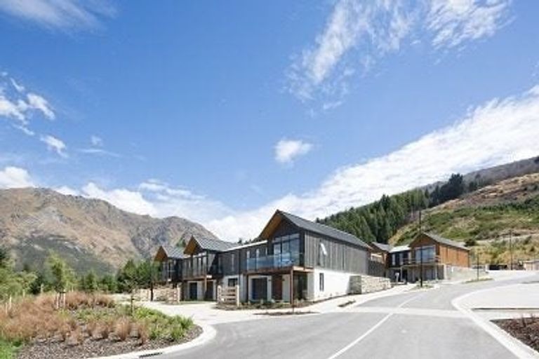 Photo of property in 2 O'callaghan Street, Arthurs Point, Queenstown, 9371