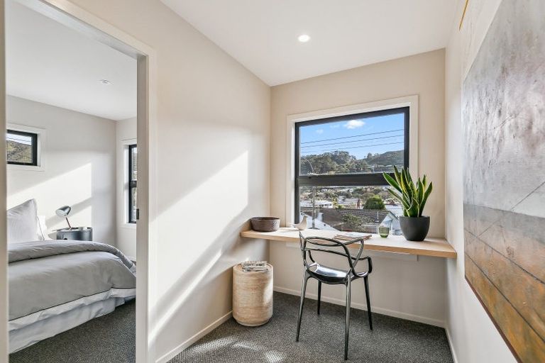 Photo of property in 365b Karori Road, Karori, Wellington, 6012