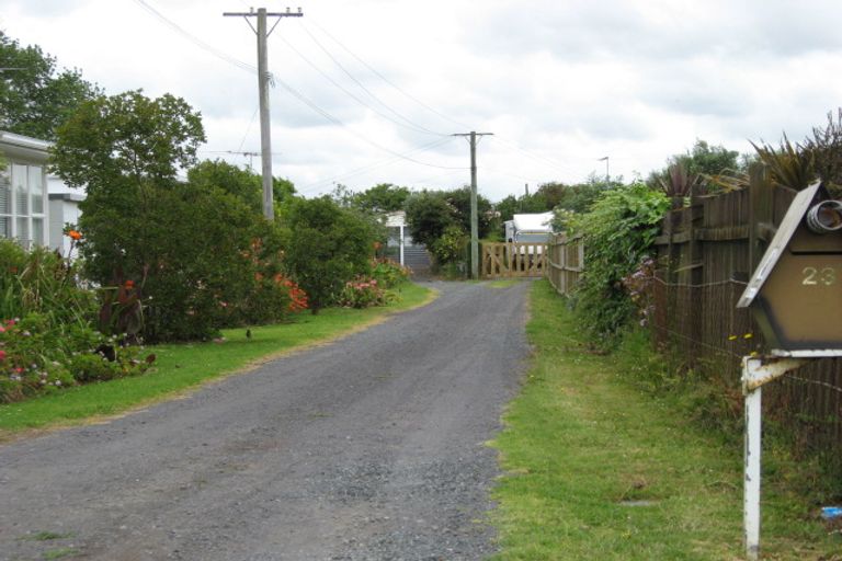 Photo of property in 23 Sullivan Avenue, Mangere Bridge, Auckland, 2022