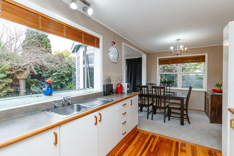 Photo of property in 97 Buick Crescent, Awapuni, Palmerston North, 4412