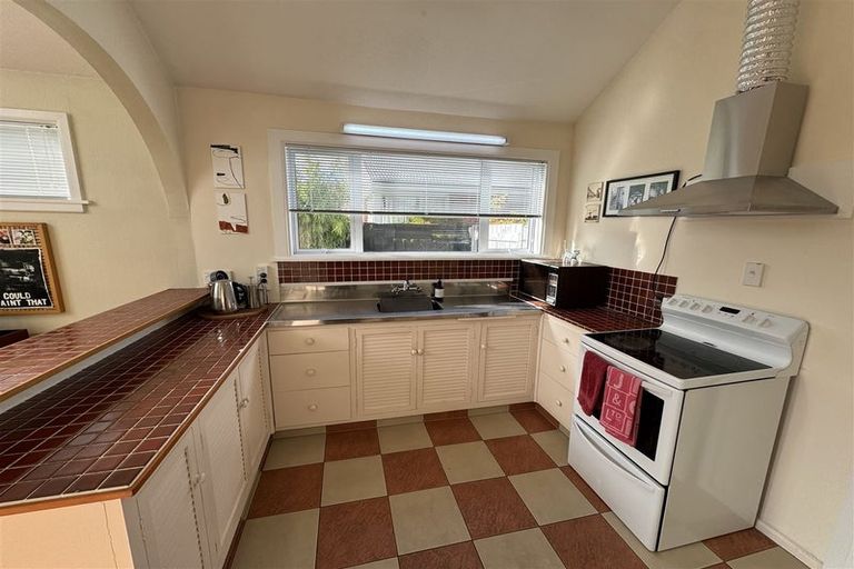 Photo of property in 1/18 Maidstone Road, Ilam, Christchurch, 8041