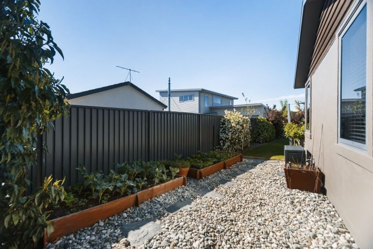 Photo of property in 22 Larch Crescent, Alexandra, 9320