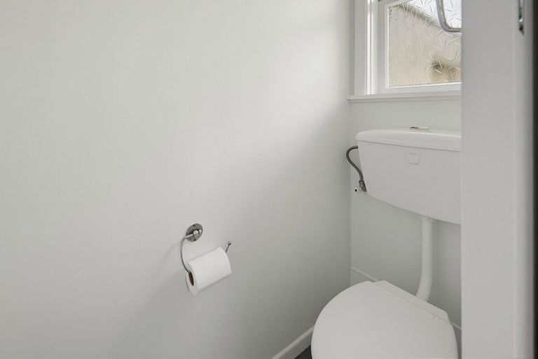 Photo of property in 6 Alice Place, Levin, 5510