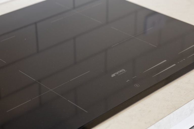 Photo of property in 8 Oakmont Crescent, Waiwhakaiho, New Plymouth, 4312