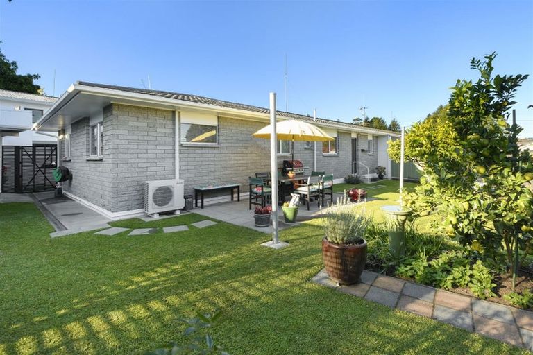 Photo of property in 2/27 Roys Road, Parkvale, Tauranga, 3112