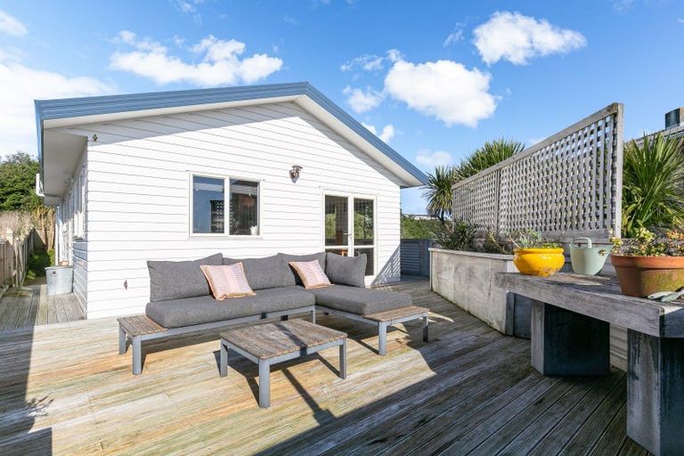 Photo of property in 12c Rahui Street, Strathmore Park, Wellington, 6022