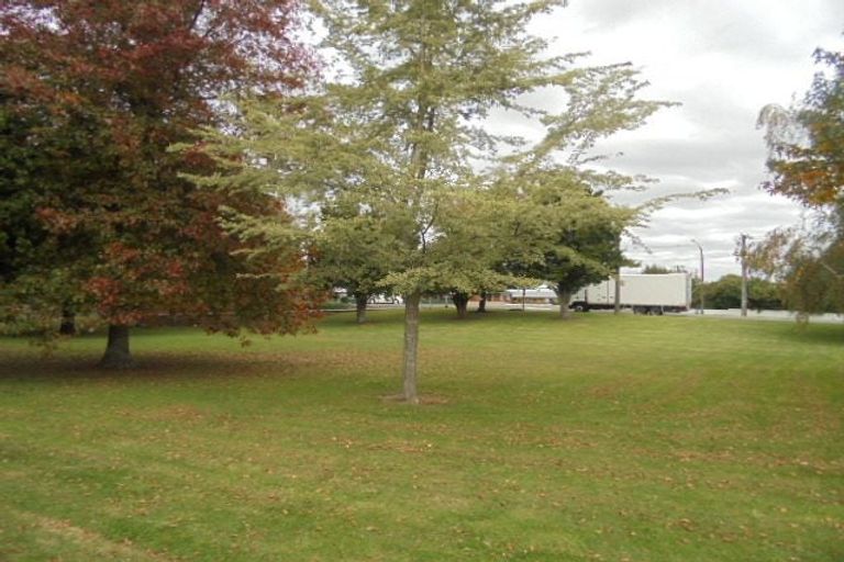 Photo of property in 6b Kawiu Road, Levin, 5510