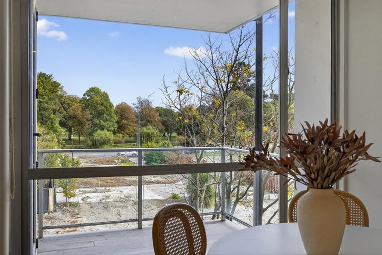 Photo of property in 9/15 Peterborough Street, Christchurch Central, Christchurch, 8013