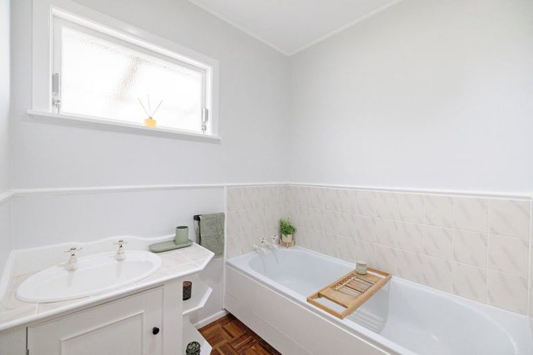 Photo of property in 41 Harris Street, Te Puke, 3119