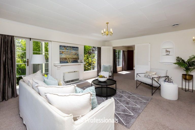 Photo of property in 9 Clinker Grove, Silverstream, Upper Hutt, 5019