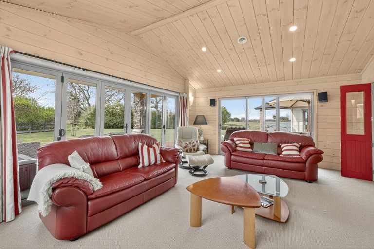 Photo of property in 21 Te Haunui Lane, Pegasus, 7612