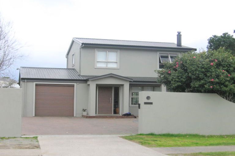 Photo of property in 111 Barbara Avenue, Whangamata, 3620