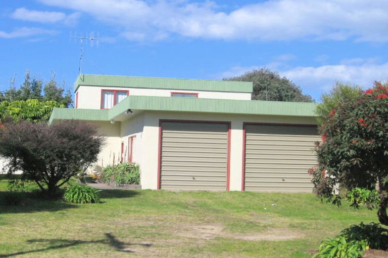 Photo of property in 104 Hauturu Street, Whangamata, 3620