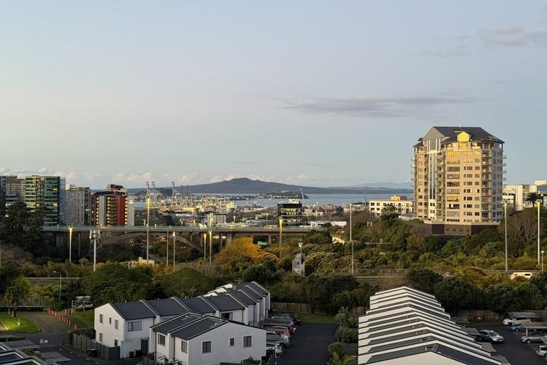 Photo of property in 4n/160 Symonds Street, Eden Terrace, Auckland, 1010