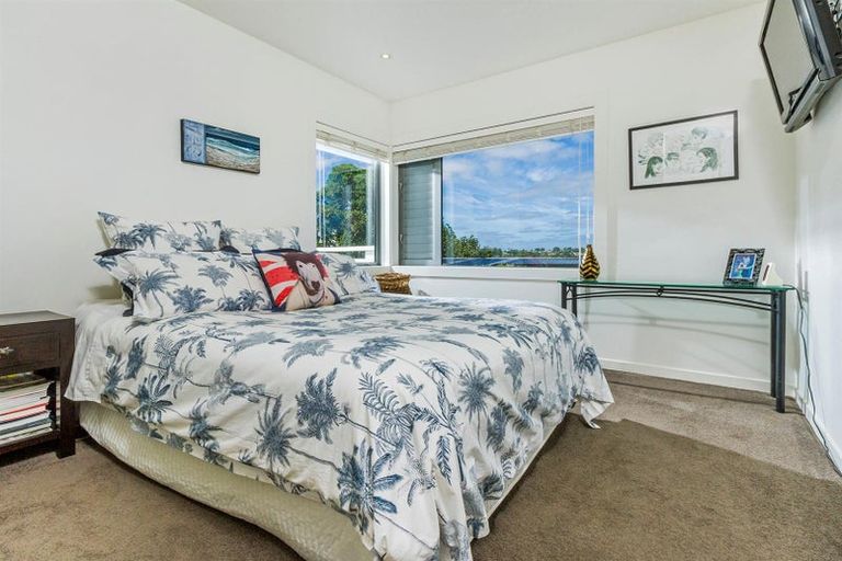Photo of property in 11 Eric Price Avenue, Takapuna, Auckland, 0620