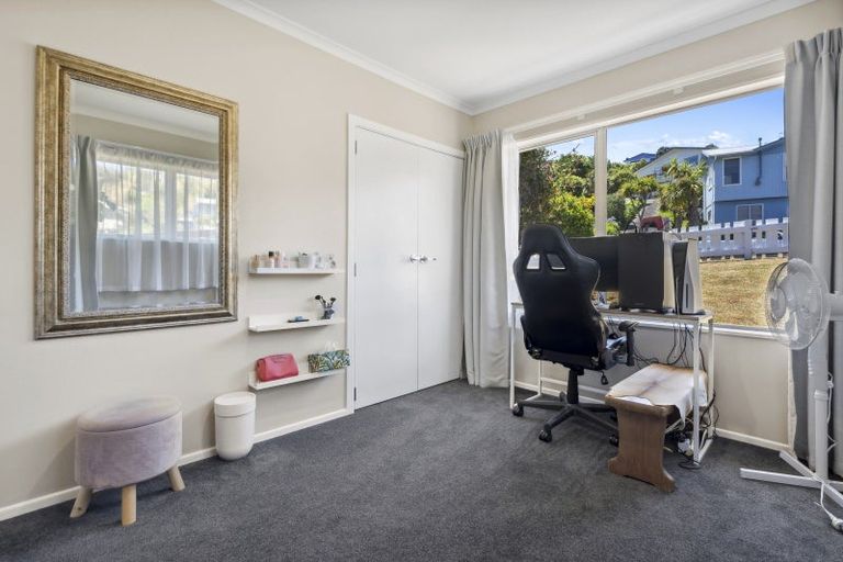 Photo of property in 10 Inlet View, Titahi Bay, Porirua, 5022