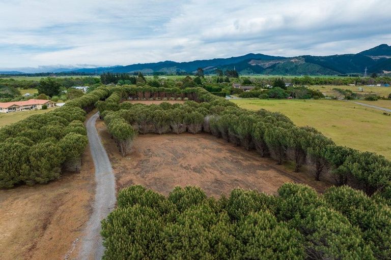 Photo of property in 16 Hinepango Drive, Rarangi, Blenheim, 7273