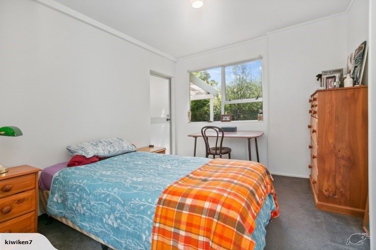 Photo of property in 1/8 Wattle Road, Sunnyvale, Auckland, 0612