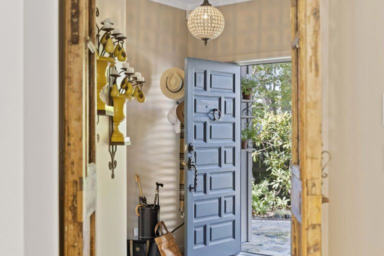 Photo of property in 17b Jellicoe Street, Greytown, 5712