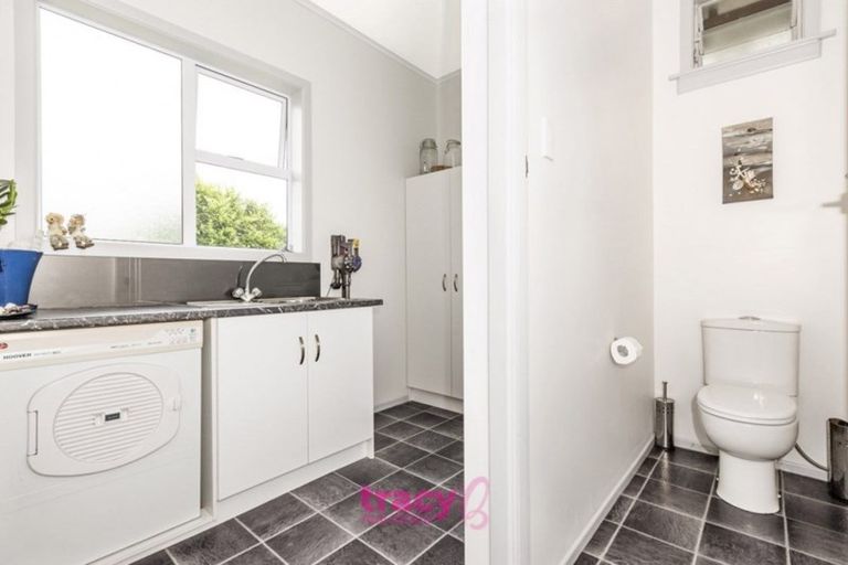 Photo of property in 166 Fox Street, Whataupoko, Gisborne, 4010