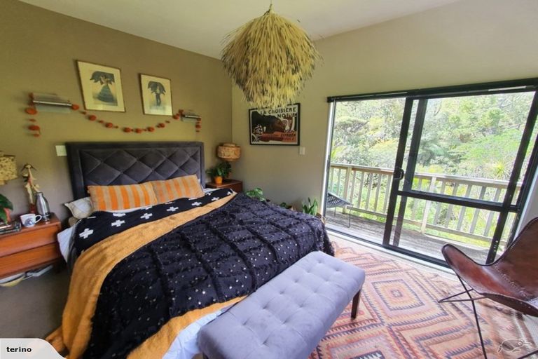 Photo of property in 50 Lone Kauri Road, Karekare, New Lynn, 0772