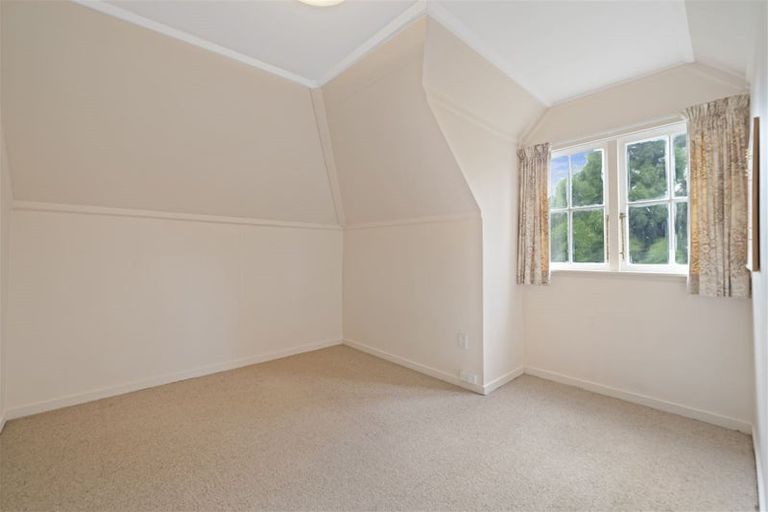 Photo of property in 296 College Street, West End, Palmerston North, 4410