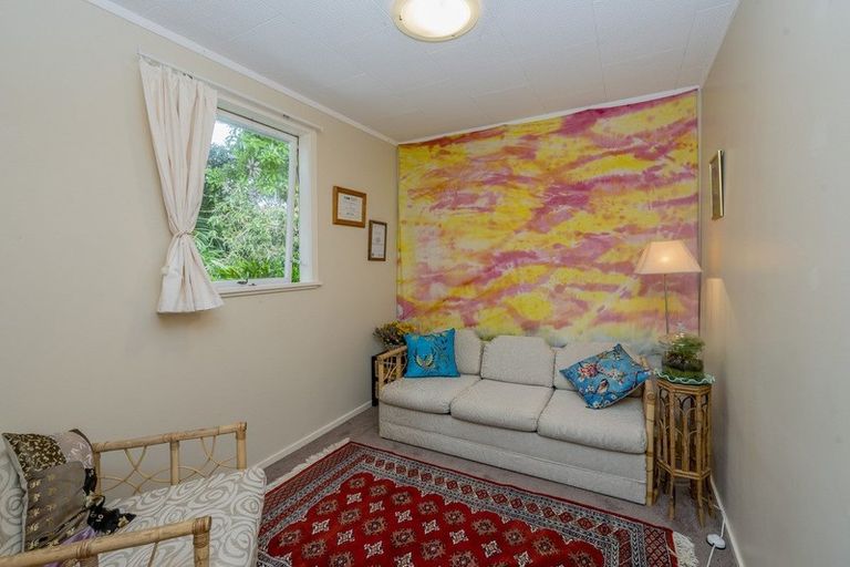 Photo of property in 5 Sunset Terrace, Waikanae Beach, Waikanae, 5036