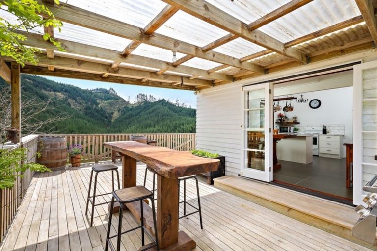 Photo of property in 32 Clifford Road, Makarau, Warkworth, 0981