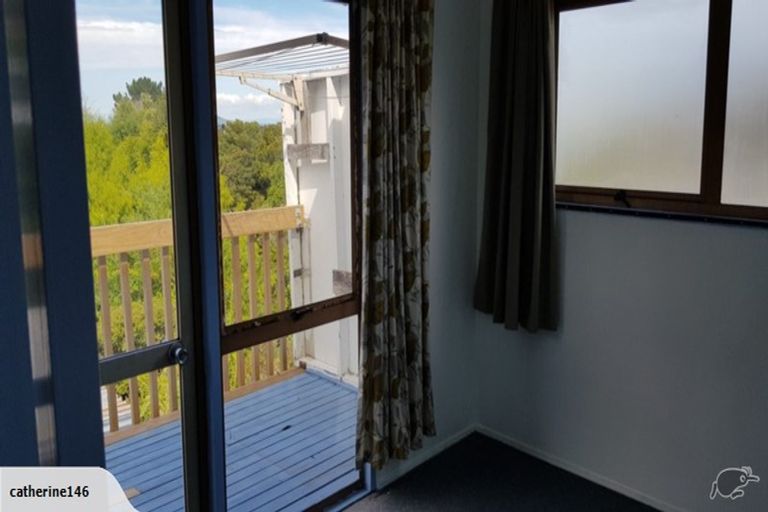 Photo of property in 759 East Coast Road, Northcross, Auckland, 0630