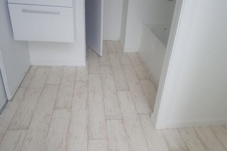 Photo of property in 56 Zita Maria Drive, Massey, Auckland, 0614