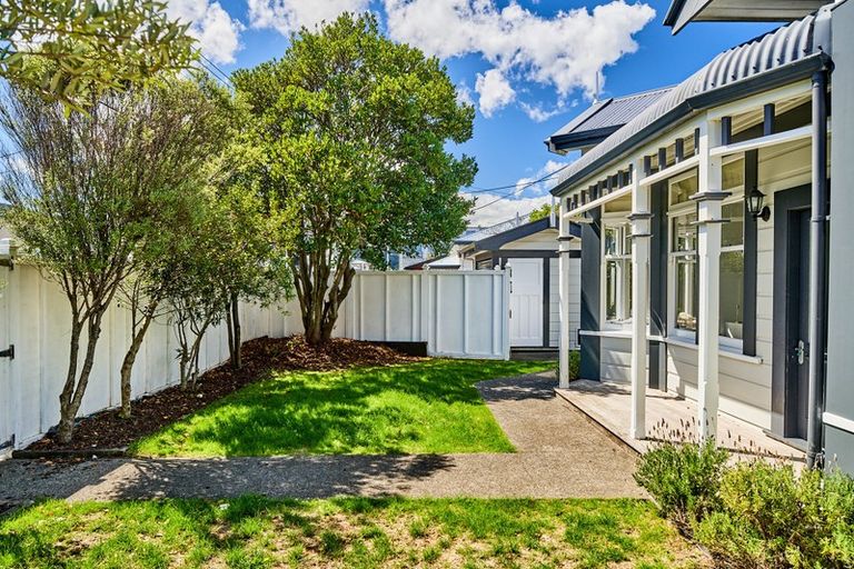 Photo of property in 26 Richmond Street, Petone, Lower Hutt, 5012