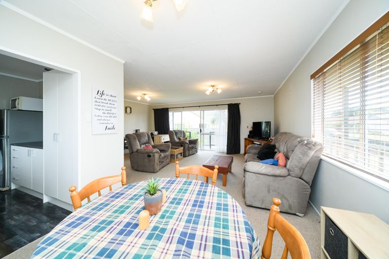 Photo of property in 34 Jupiter Street, Milson, Palmerston North, 4414