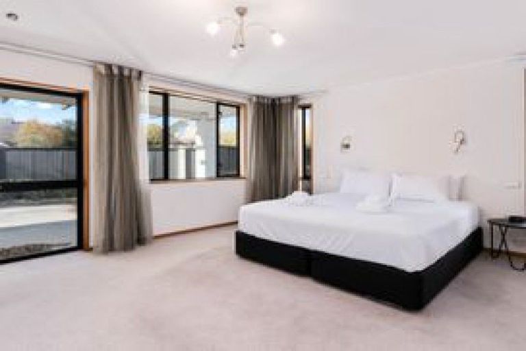 Photo of property in 8 Cherry Court, Wanaka, 9305