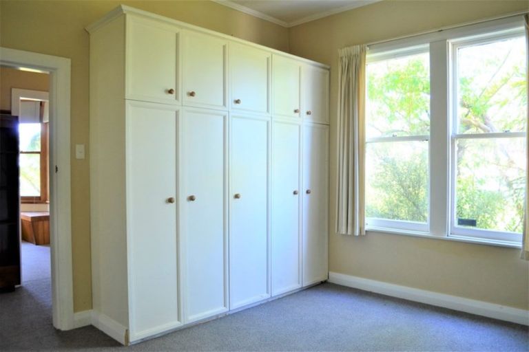 Photo of property in 212 Ohiro Road, Brooklyn, Wellington, 6021