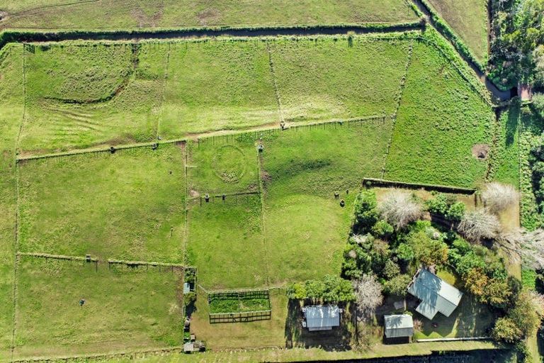 Photo of property in 115 State Highway 2, Katikati, 3170